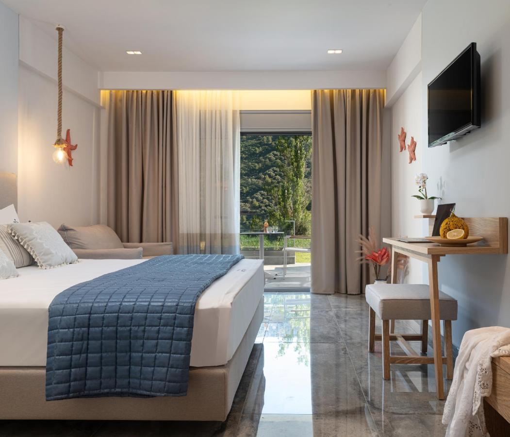 Notia Luxury Living Aparthotel Porto Koufo Bagian luar foto